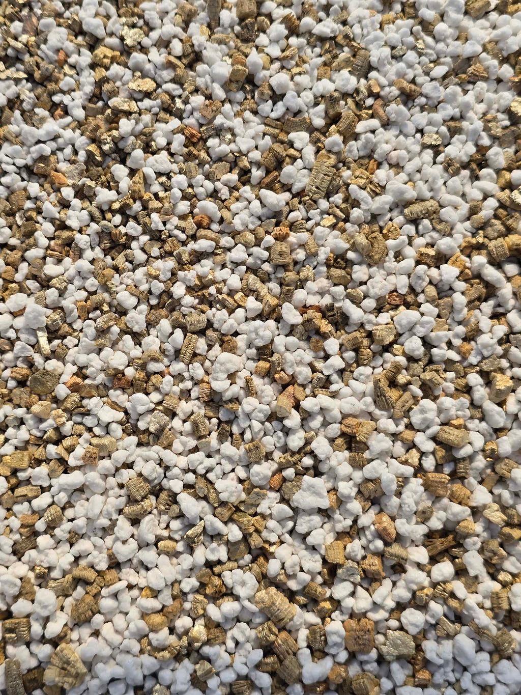 Mélange Perlite & Vermiculite Premium 🌿 – Drainage + Rétention d’Eau Idéal pour les Boutures & Plantes