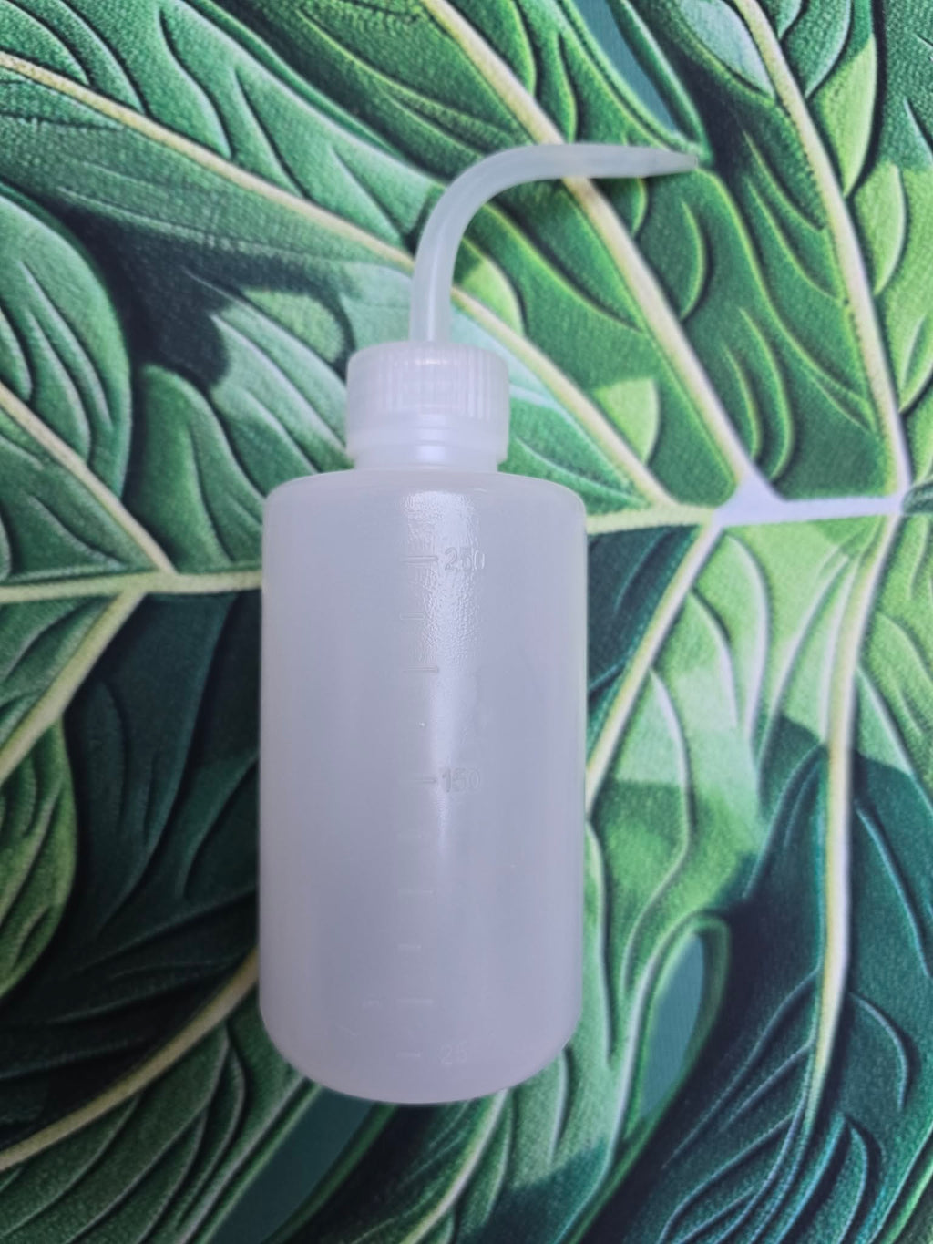 Poire d’Arrosage 250 ml & 500 ml 💧🌿 – Arrosage Précis pour Vos Plantes